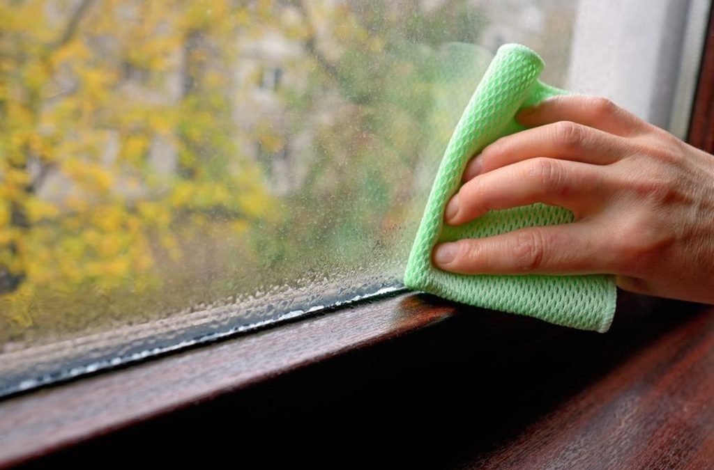 How to Fix Wet Windows in the Wintertime